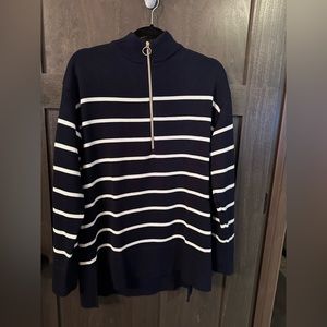 Seraphine Maternity nursing sweater